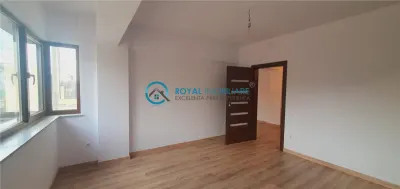 Royal Imobiliare-Vanzare Apartament 3 Camere Zona Albert - foto 10