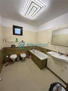 Royal Imobiliare-Vanzare Vila Zona Paulesti - foto 13