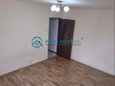 Royal Imobiliare - Vanzare apartament 2 camere zona Vest-Lamaita - foto 3