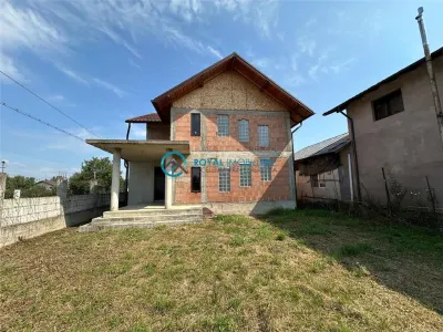 Royal Imobiliare - Vanzare Vila comuna Iordacheanu - Iordacheanu