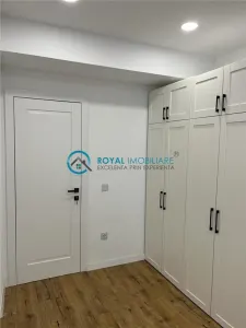 Royal Imobiliare - Vanzare Apartament 3 Camere Zona Albert - foto 11