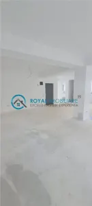 Royal Imobiliare - Vanzare apartament 4 camere, zona Sud - foto 13