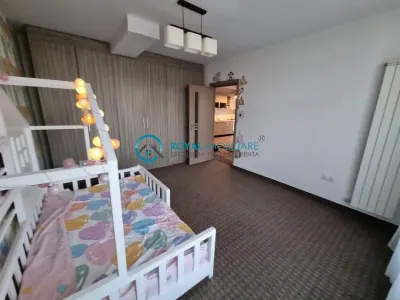 Royal Imobiliare - Vanzare apartament 3 camere zona Albert - foto 8