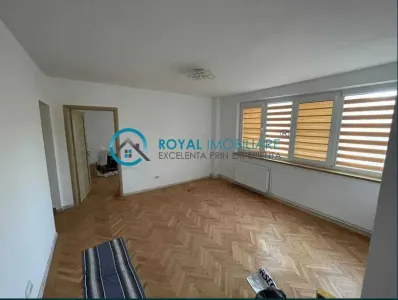 Royal Imobiliare - Inchiriere apartament 3 camere - Ploiesti