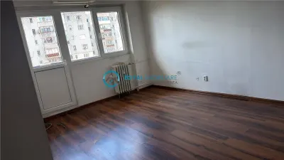 Royal Imobiliare - Vanzare apartament 3 camere zona Republicii - foto 3