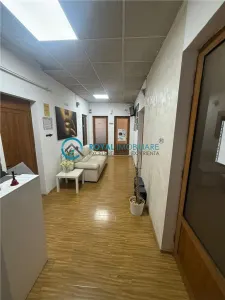 Royal Imobiliare - Inchiriere spatiu birouri zona Bulevardul Independentei - Ploiesti