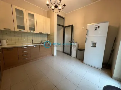 Royal Imobilare - Inchiriere vila zona Albert - foto 17