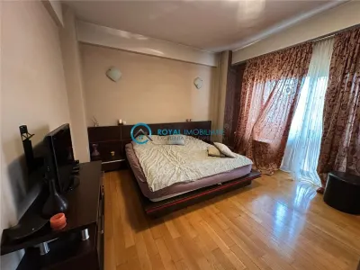 Royal Imobiliare - Inchiriere Apartament 4 Camere Zona Democratiei - foto 8