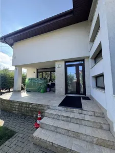 Royal Imobiliare - Vanzare Vila Zona Rudului - Ploiesti
