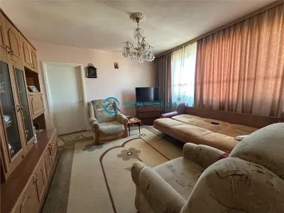 Royal Imobiliare - Vanzare apartament 3 camere zona Nord - Ploiesti