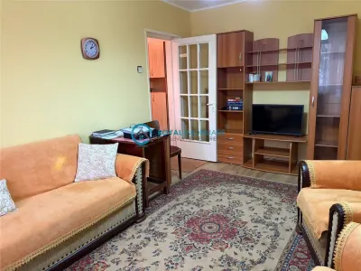 Royal Imobiliare - Vanzare apartament 2 camere zona Sud - foto 2
