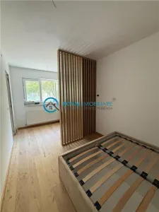 Royal Imobiliare - Vanzare garsoniera zona Vest - Ploiesti