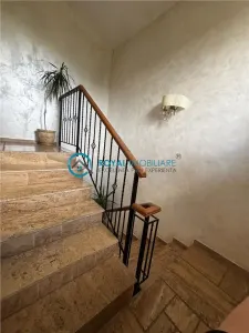 Royal Imobiliare - Vanzare Vila P+1E zona Albert - foto 14