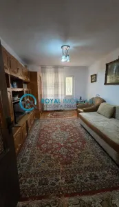 Royal Imobiliare - Vanzare apartament 3 camere zona Nord - Ploiesti