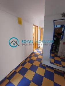 Royal Imobiliare - Vanzare apartament 3 camere zona P-ta Mihai Viteazu - foto 9