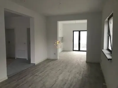 Casa pe parter  4 camere Bucium Barnova doar 120000 euro! Mutare imediata! - Iasi