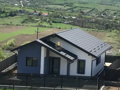 Casa pe parter  4 camere Bucium Barnova doar 120000 euro! Mutare imediata! - foto 6