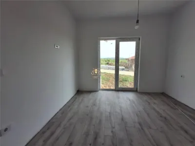 Casa parter cu 3 dormitoare 2 bai  Bucium -Visani! Comision 0! - foto 8