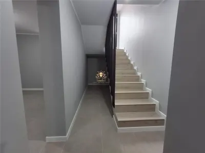 Casa de LUX construita si finisata impecabil!  Demisol-4 camere -3 bai- Bucium VisaniMUTARE IMEDIATA! - foto 18
