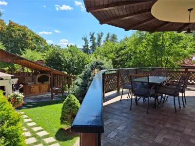 Vila eleganta -  proiect deosebit crama garaj sala de fitnes foisor si 825m teren Plopii fara sot Bucium. - foto 7
