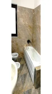 CASA CU 4 CAMERE BARNOVA finalizata si intabulata!.. - foto 9