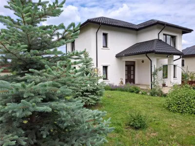 Casa cu 5 camere linga Hanul Trei Sarmale cu 645mp teren.  Persoana fizica! - foto 18