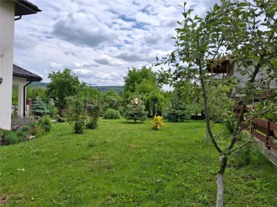 Casa cu 5 camere linga Hanul Trei Sarmale cu 645mp teren.  Persoana fizica! - foto 5