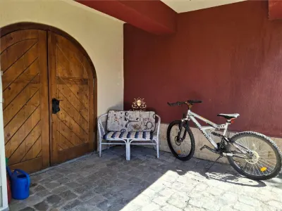 Vila eleganta -  proiect deosebit crama garaj sala de fitnes foisor si 825m teren Plopii fara sot Bucium - foto 9