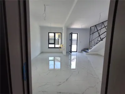 Casa 4 camere LUX  Visan la asfalt ! Mutare rapida! - foto 4