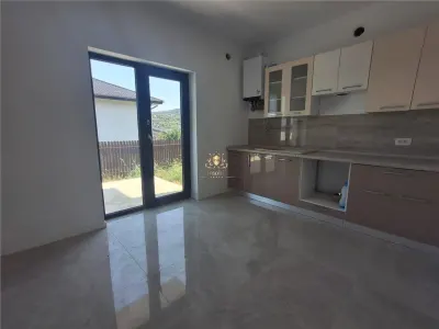 Casa 4 camere Bucium Barnova cu foisor,crama - la asfalt finalizata! TVA inclus.Mutare imediata! - foto 12