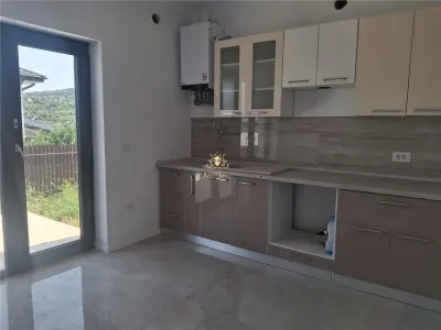 Casa 4 camere Bucium Barnova cu foisor,crama - la asfalt finalizata! TVA inclus.Mutare imediata! - foto 13