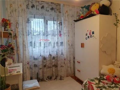 Apartament 3 camere,hol patrat, logie, balcon, et 3, CT, mobilat, ultracentral - foto 3