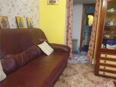 Apartament 2 camere et 4, CT, Zona Sud - Focsani