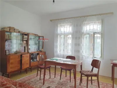 Casa Jaristea cu  teren 880 mp - foto 2
