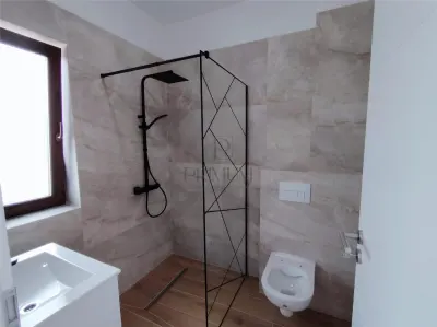 MOSNITA- ZONA EXCELENTA - TOATE UTILITATILE - - foto 4