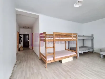 Casa de inchiriat pentru muncitori | zona Mall - Trei Stejari | 19 locuri - foto 3