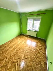 O proprietate rara | Locuinta generoasa + spațiu comercial cu acces din strada - foto 18