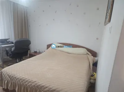 Apartament cu trei camere parter cu 2 balcoane  Zona Radu Negru - foto 4