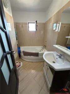 Apartament 2 camere, zona Piata Moldovei, etaj 5 - foto 8