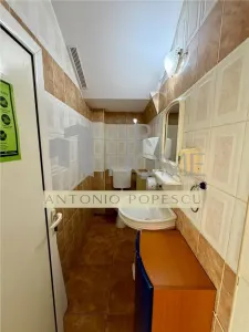 Spatiu comercial  stradal S+P+1+M, ultracentral, Ploiesti. - foto 14