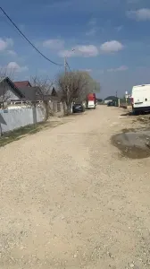 Teren Dumitrana ,utlitati,parc,5 min de statia stb si gradinita - foto 1