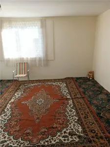 CASA CU TEREN GENEROS – NOVACI, ORAS MIHAILESTI, JUDETUL GIURGIU - foto 3