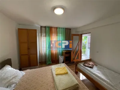 310 mp-Vila, P+M si P+1E, Valea Budului, Bacau - foto 7