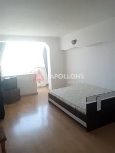 Apartament, 3 camere decomandat, Bacau, zona Orizont - foto 1