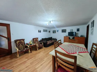 Casa mare cu etaj la principala in Fantanele - REDUCERE - foto 3