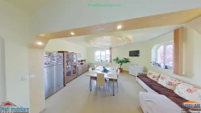 Casa mare + teren 867 mp - Schimb + diferenta -  Arad si Timisoara - Arad