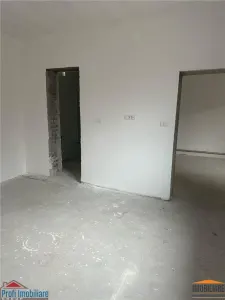 Vand apartament 3 camere la casa 126 mp, centru - foto 2