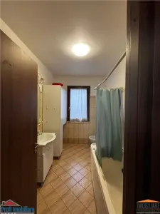 Inchiriez apartament 3 camere la casa, cartier Gai Arad - foto 8