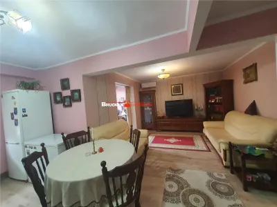 Apartament cu 2 camere de inchiriat - foto 3