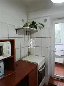 Apartament 1 camera de inchiriat, etajul 1, 40 mp - Canta - foto 9